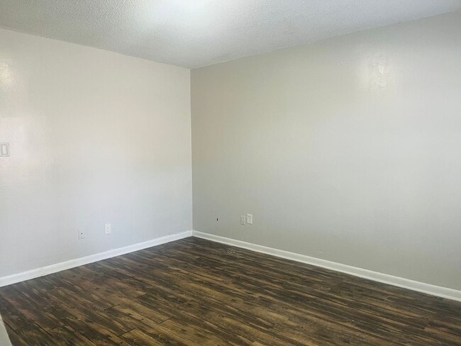 131 Wall St in Warner Robins, GA - Building Photo - Building Photo