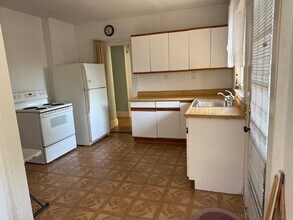 31 Revere Rd in Quincy, MA - Building Photo - Building Photo