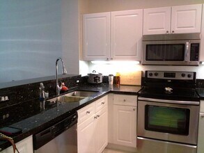 9498 S Military Trl in Boynton Beach, FL - Building Photo - Building Photo