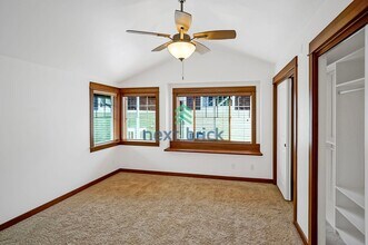 813 NW 97th St in Seattle, WA - Building Photo - Building Photo