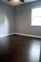 2555 Eastbrook Dr in Horn Lake, MS - Foto de edificio - Building Photo