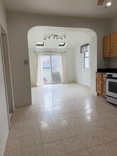 2453 N Tripp Ave in Chicago, IL - Building Photo - Building Photo