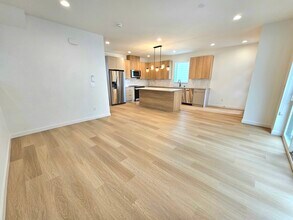 922 16th Ave in Seattle, WA - Building Photo - Building Photo