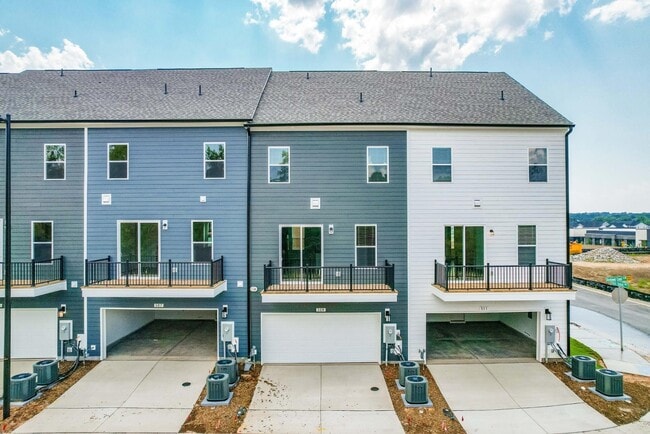 511 Richland Crst Ln in Wake Forest, NC - Building Photo - Building Photo