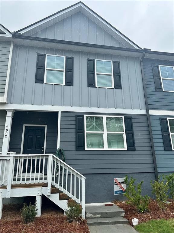 property at 2832 Saratoga Lake View