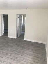 6200 Dewey St in Hollywood, FL - Building Photo - Building Photo