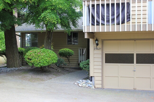 property at 23621 79th Ave W