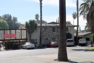 Lido Palms in Riverside, CA - Building Photo - Building Photo