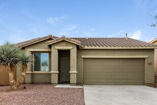 7403 W St Charles Ave in Phoenix, AZ - Building Photo