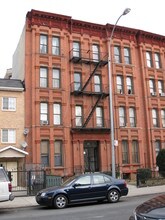 299 Putnam Ave in Brooklyn, NY - Building Photo - Building Photo