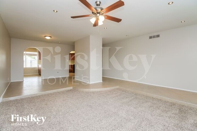 3350 S George Dr in Tempe, AZ - Building Photo - Building Photo