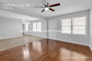 5408 Mallory Dr in Haltom City, TX - Building Photo