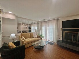 11874 Sunrise Valley Dr in Reston, VA - Building Photo