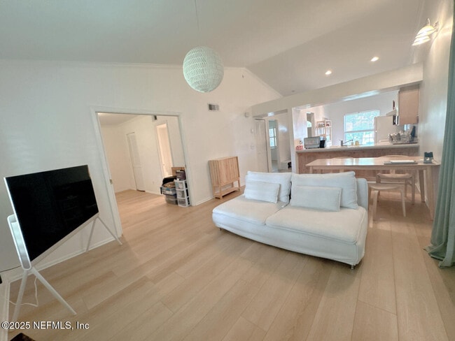 property at 3548 Tiara Way W
