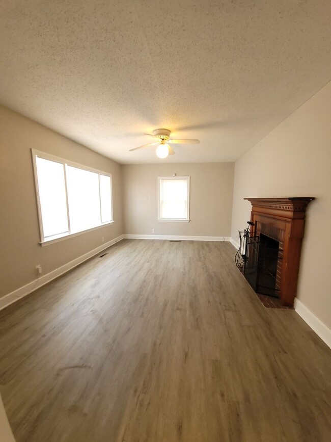 701 S Madison Ave in Goldsboro, NC - Building Photo - Building Photo