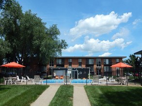 Blue Springs Apartments in Blue Springs, MO - Building Photo - Building Photo