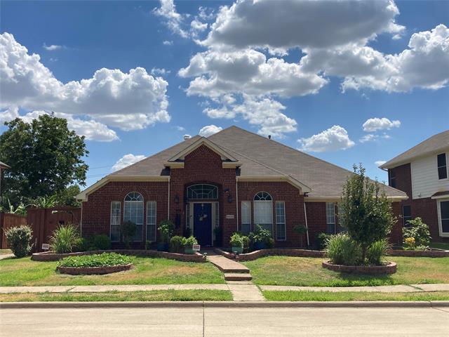 5533 Eagle River Dr in The Colony, TX - Building Photo