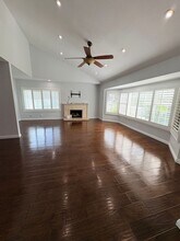 200 N Circulo Robel in Anaheim, CA - Building Photo - Building Photo