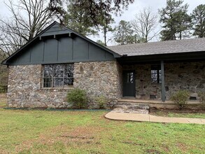 5901 Star Ln in Little Rock, AR - Building Photo - Building Photo