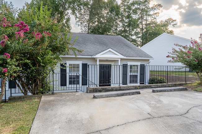 property at 4472 Misty Cove Ct