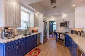 8217 Xanthus Ln in Wellington, FL - Building Photo - Building Photo