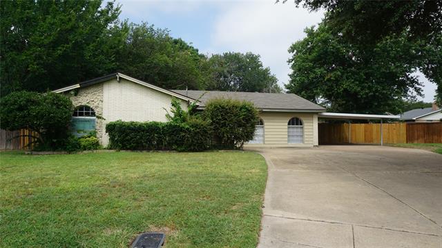property at 2308 Warwick Ct