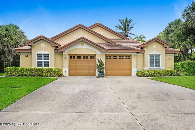102 Caledonia Dr in Melbourne Beach, FL - Building Photo - Building Photo