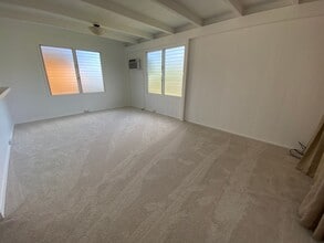 1760 Akaakoa St in Kailua, HI - Building Photo - Building Photo