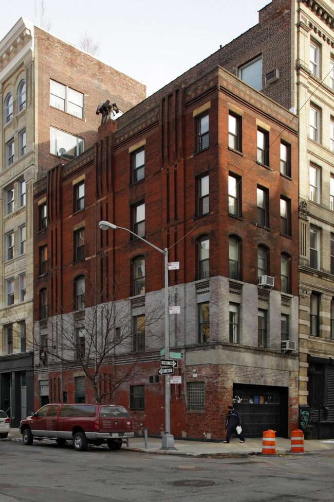 457 Washington St in New York, NY - Building Photo - Primary Photo