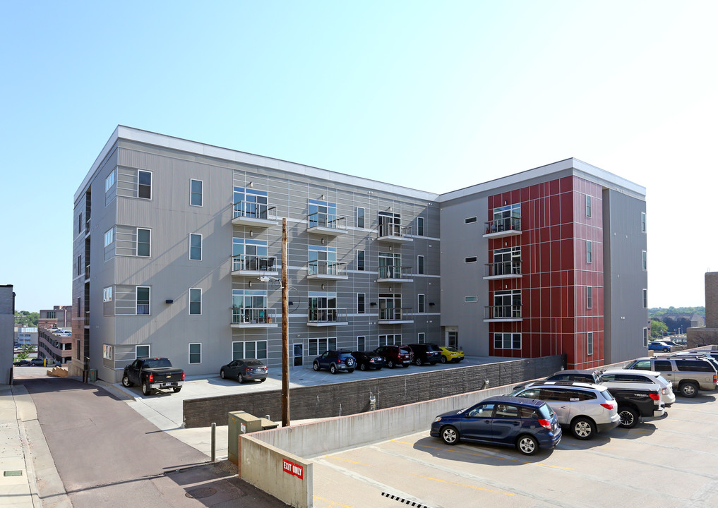 Dakota Lofts Downtown in Sioux Falls, SD - Foto de edificio