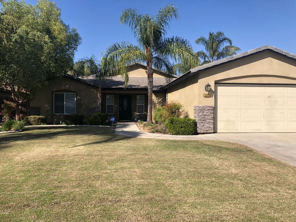 5908 Latina Dr in Bakersfield, CA - Building Photo