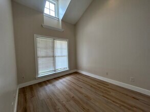 2070 Rossburg Pl in Calera, AL - Building Photo - Building Photo