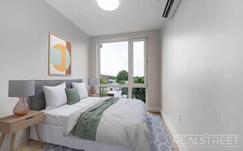 New York Avenue in Brooklyn, NY - Foto de edificio - Building Photo