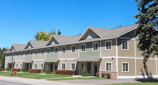 College Ave Townhomes