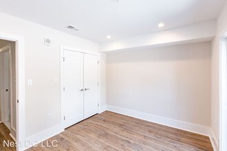 1904 Irving St NE in Washington, DC - Building Photo - Building Photo