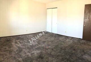 109 Gold Strike Dr in Norfolk, NE - Building Photo - Building Photo