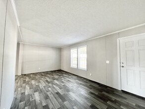 3701 2nd St in Coralville, IA - Building Photo - Building Photo