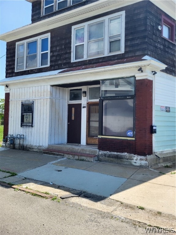 property at 1119 Sycamore St