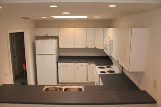 609 Cedar St in St. Simons Island, GA - Building Photo - Building Photo