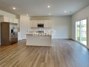 9178 Henley Ave in Reynoldsburg, OH - Building Photo - Building Photo