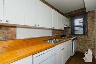 3001 N Broadway St, Unit 2 in Chicago, IL - Building Photo - Building Photo