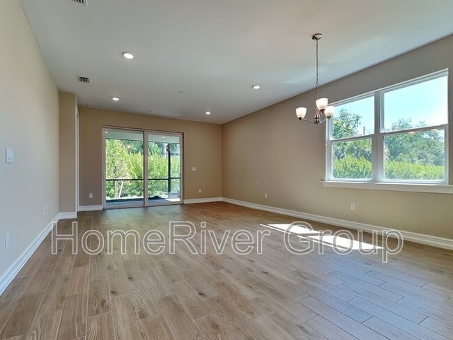 1098 Enbrook Lp in Naples, FL - Building Photo - Building Photo