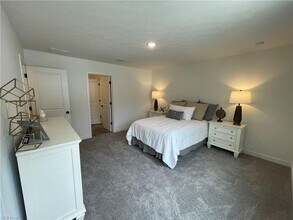 541 Auld Farm Cir in Akron, OH - Building Photo - Building Photo