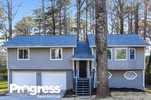 3230 Revere Cir in Snellville, GA - Building Photo