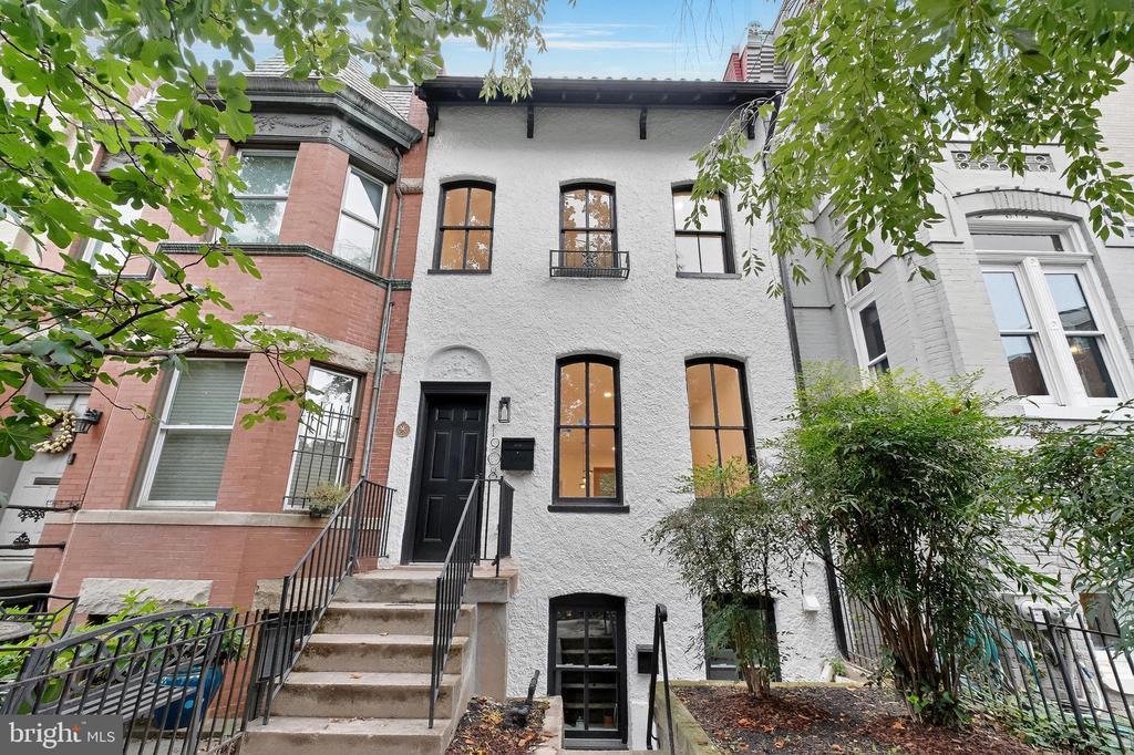 1908 16th St NW in Washington, DC - Foto de edificio