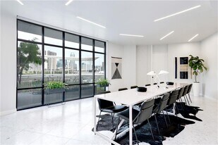 800 Embassy Dr, Unit 416 in Austin, TX - Building Photo