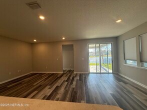 14374 Durbin Island Way in Jacksonville, FL - Building Photo - Building Photo