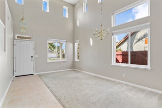 2201 Bridle Creek Cir in Tracy, CA - Building Photo - Building Photo