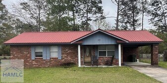 480 Elm St in Hinesville, GA - Building Photo