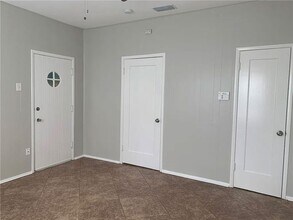 2612 E 2nd St-Unit -A in Austin, TX - Building Photo - Building Photo